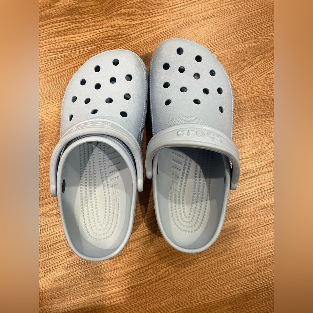 Light blue crocs W7/M5